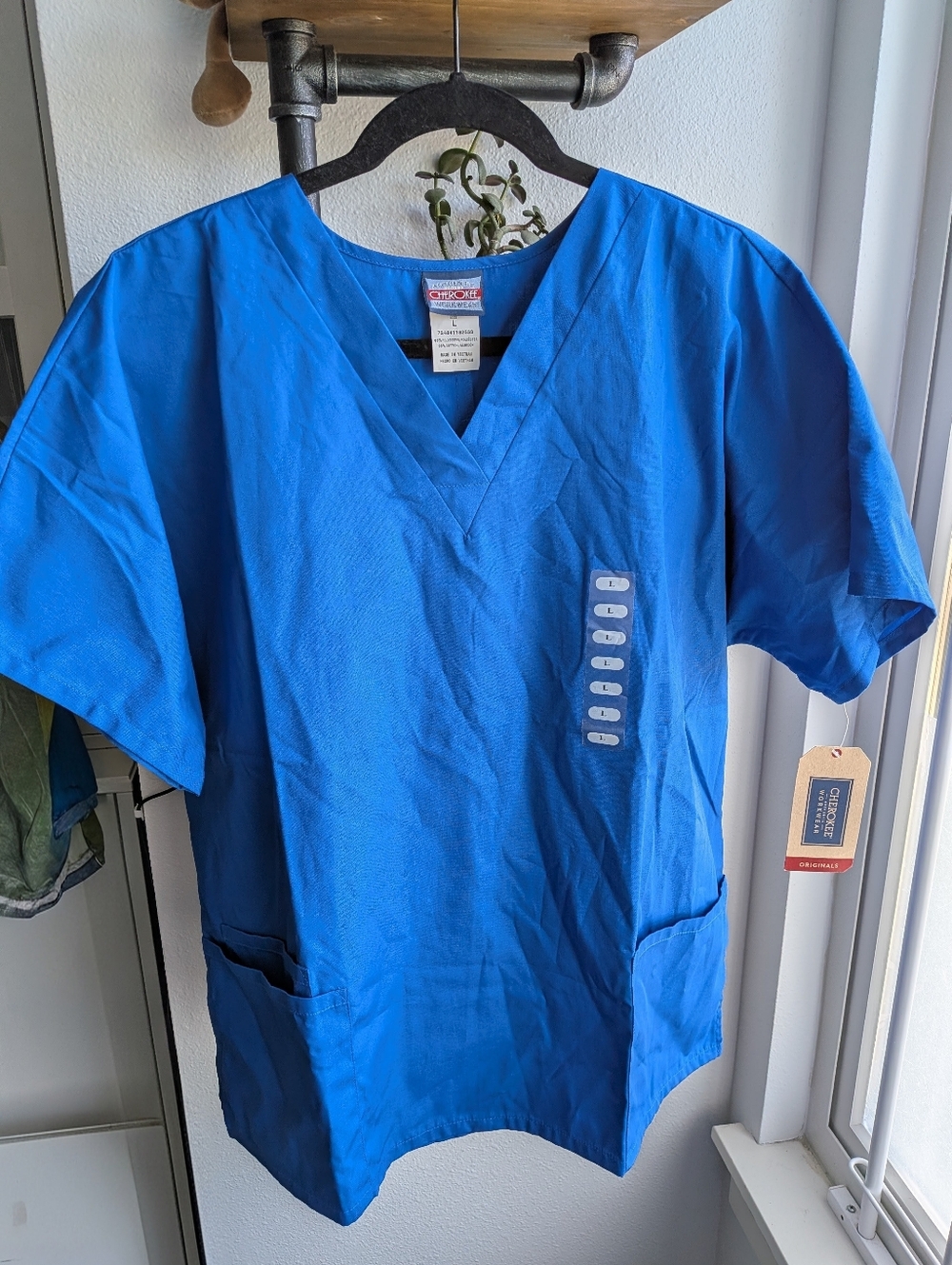 NWT Cherokee Workwear Originals Scrub Top Royal Blue Large 4700